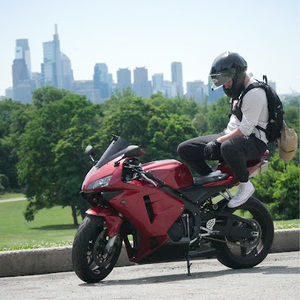 Meet your Posher, Tyler